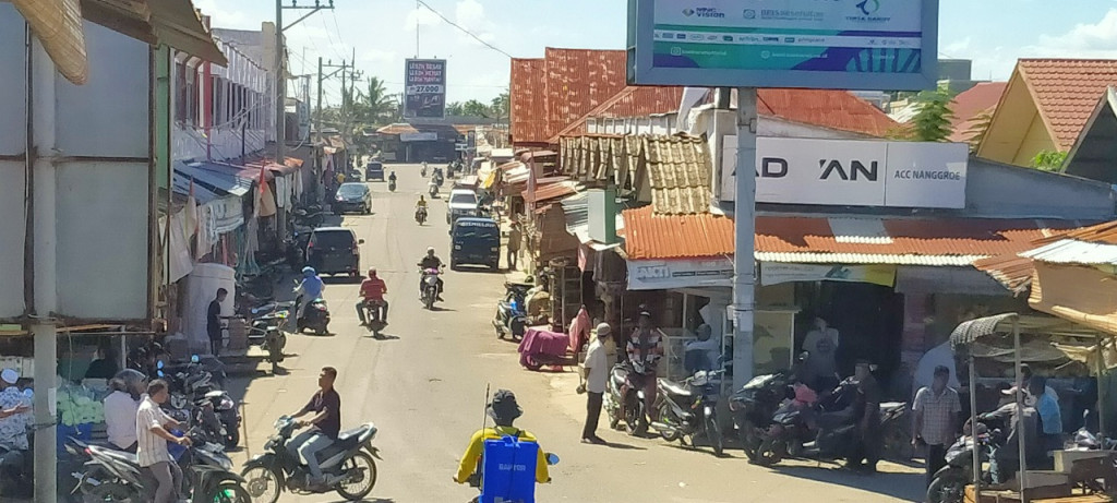 pembangunan jalan dua jalur 